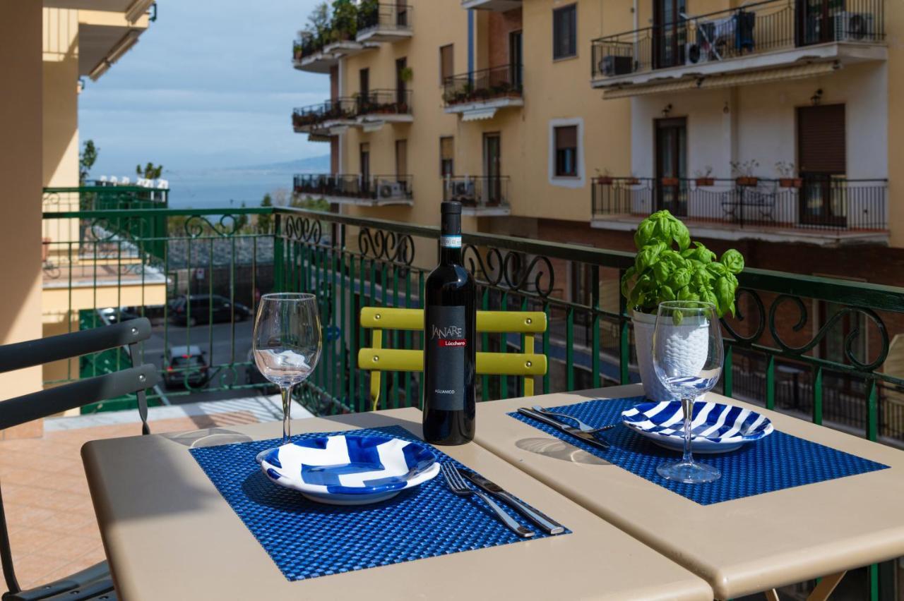 Nizza 50 Villa ซอร์เรนโต ภายนอก รูปภาพ